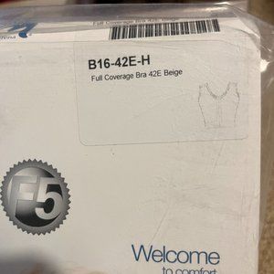 *new* B16-42E-H Full Coverage Bra 42E Beige Recovery Post Op Compression Garment